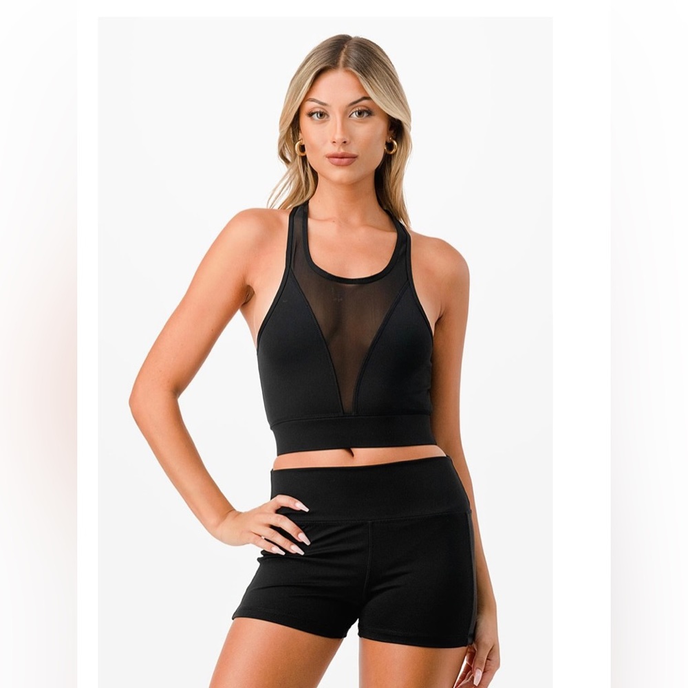 BNWT Womens Sports Braw W/ Back Detail and Mesh in the Front